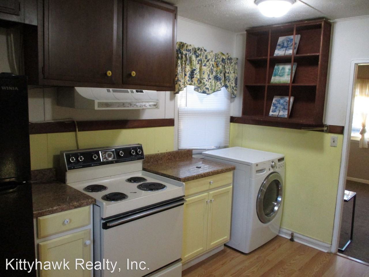 1710 Mansfield Ave - Photo 3 of 6