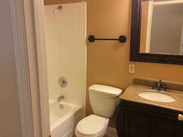 1106 Lafayette Ave - Photo 2 of 10