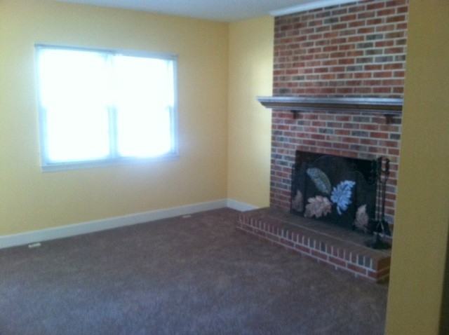 410 Brooks Dr - Photo 3 of 13