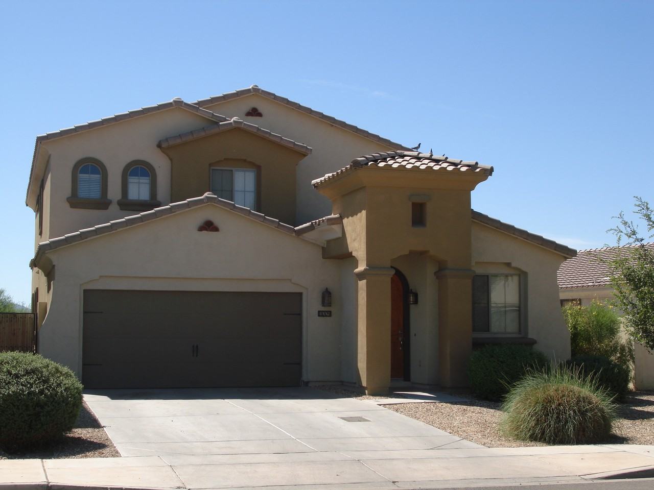 11009 W Woodland Ave - Photo 2 of 36