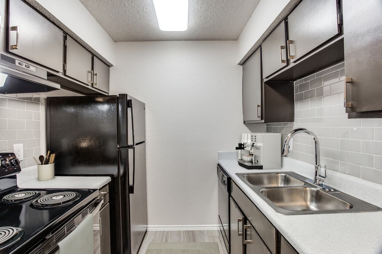 z-091423-Saddlehorn Vista - Photo 3 of 26