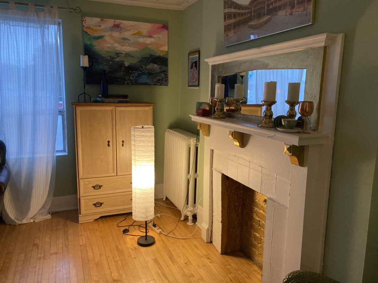 975 Danforth Ave - Photo 3 of 7