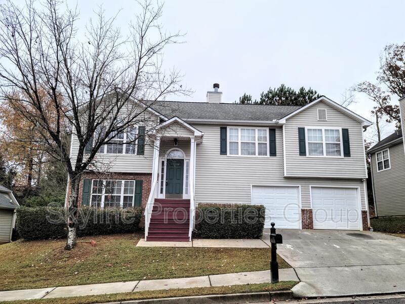 1440 Buckingham Pl - Photo 2 of 29