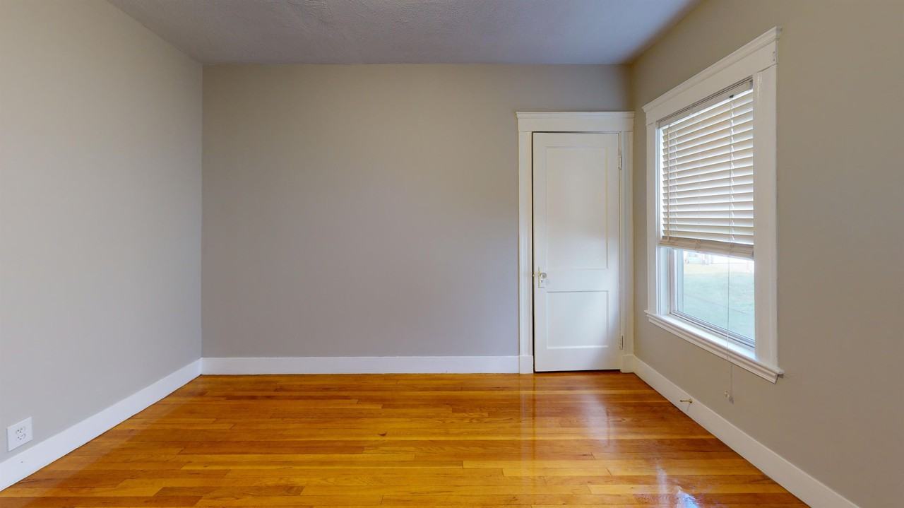 72 Harlow St #1 - Photo 4 of 9