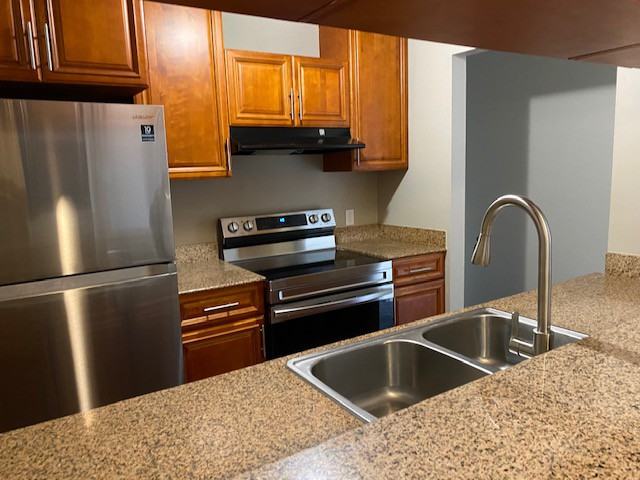 112 Gluck St #112C - Photo 2 of 12