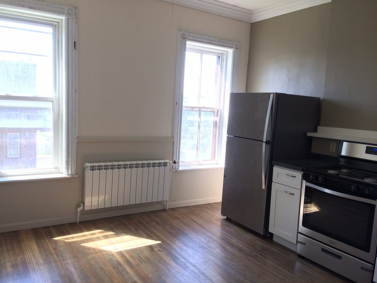 163 9th Street - 1 #1 - Photo 2 of 6