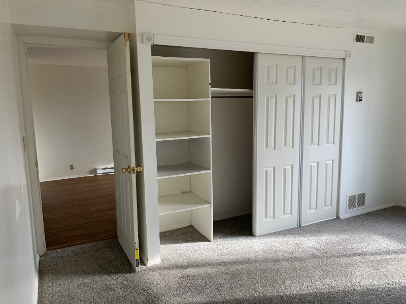 293 S Maple St #1C - Photo 2 of 8