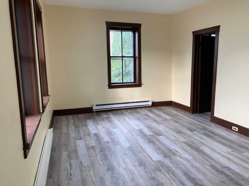 3900 Mountain View Dr - Photo 2 of 36