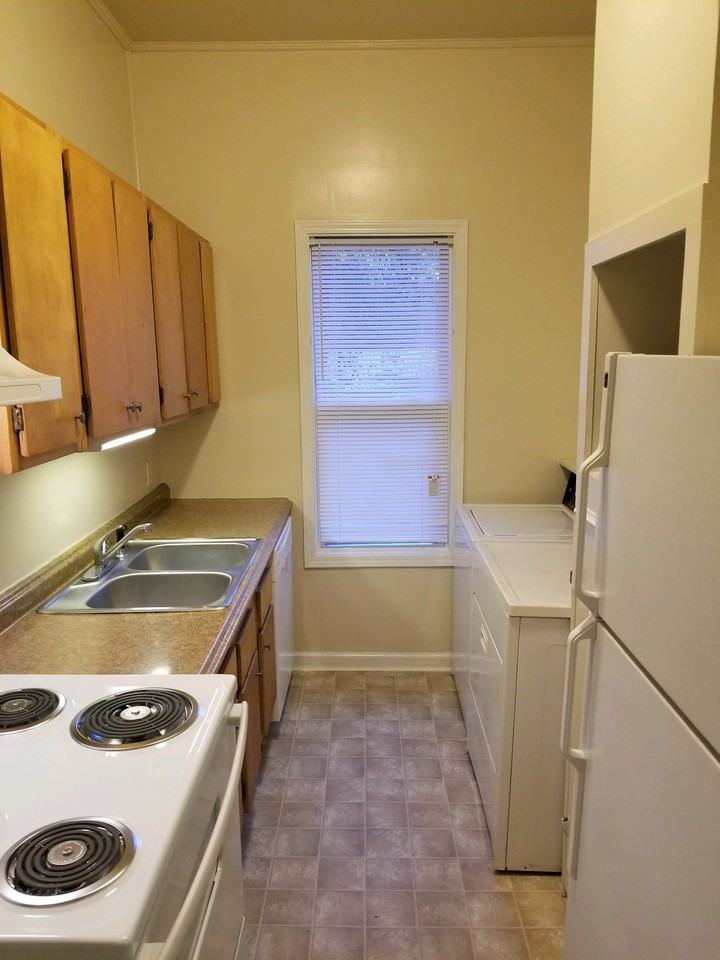 West Avenue - 630B #630B - Photo 2 of 10