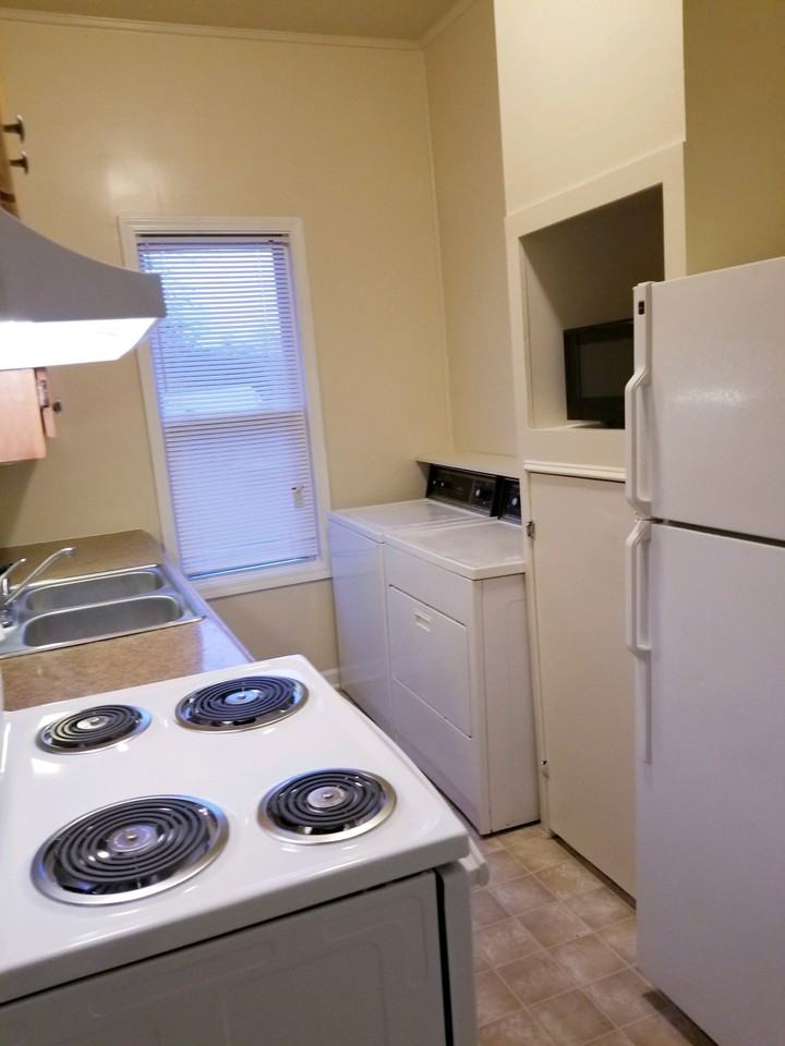 West Avenue - 630B #630B - Photo 3 of 10