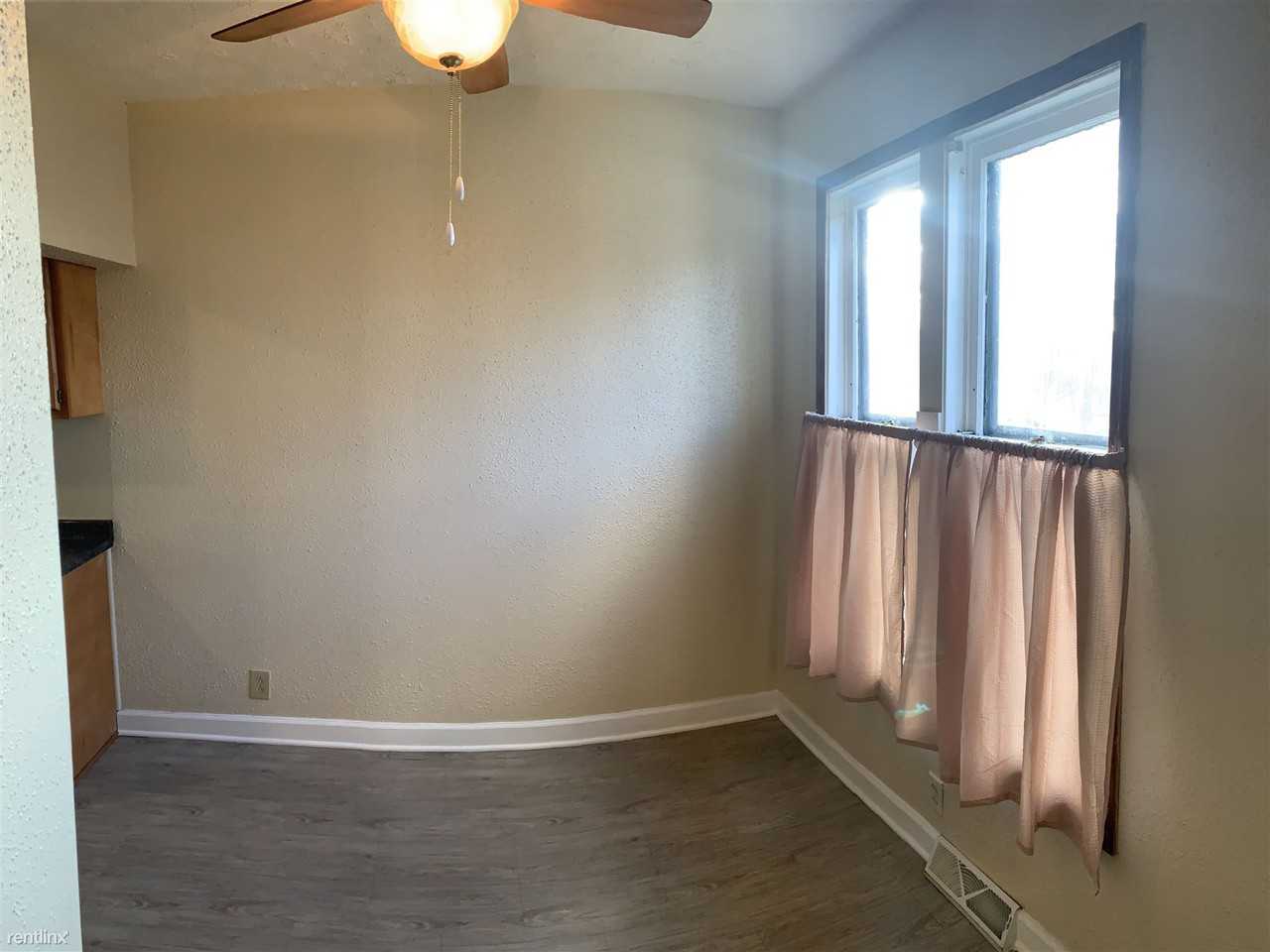 1044 Norwich Ave Sw - Photo 3 of 10