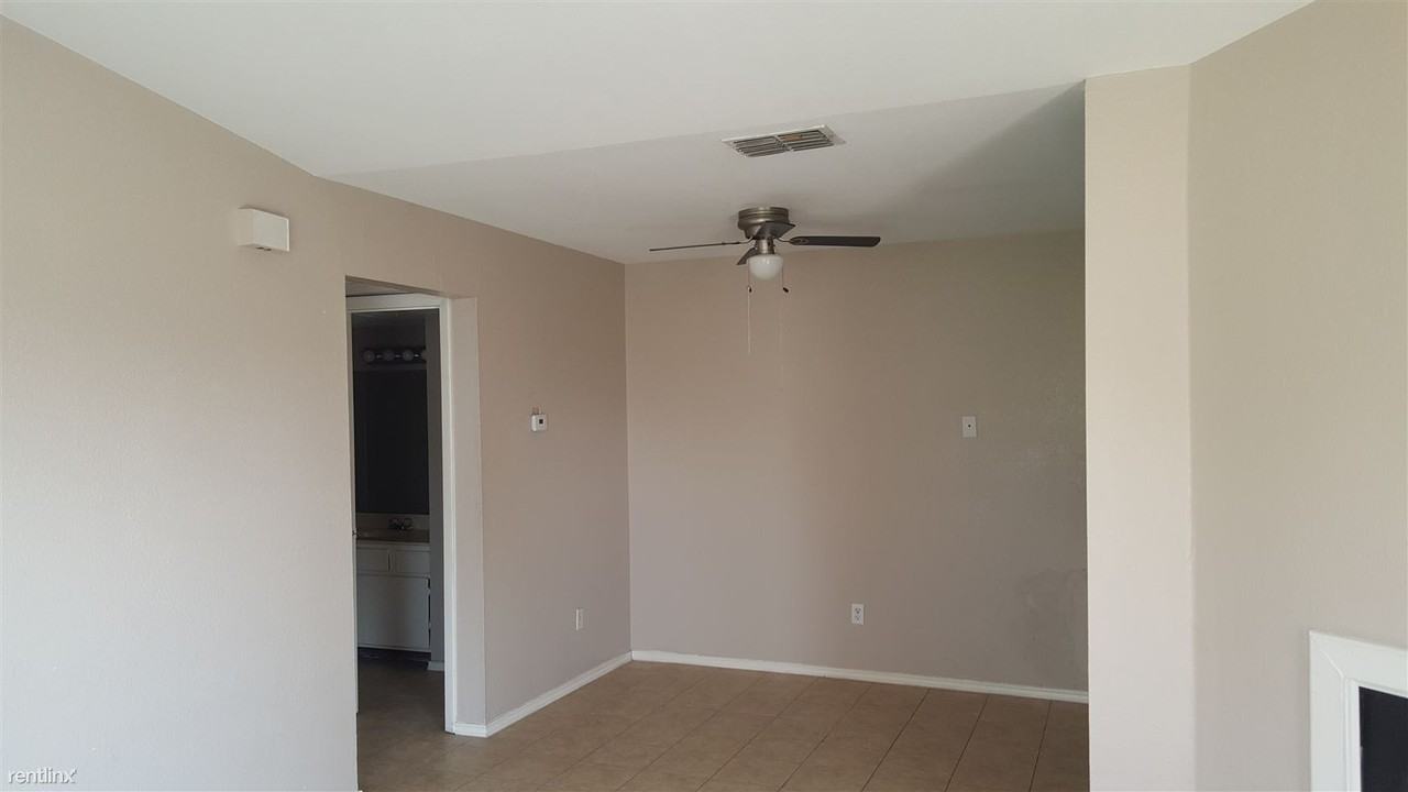 Chimney Rock Apartments - Photo 2 of 13
