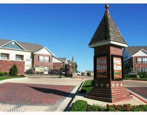 Fox Run Condos Apartments 801 Luther St W, College Station, TX 77840
