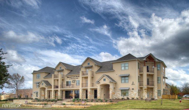 Broadstone Ranch at Wolf Pen Creek Apartments 300 Holleman Dr E