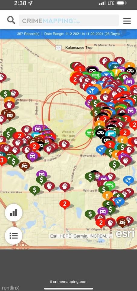 411 Stone St - Photo 3 of 18