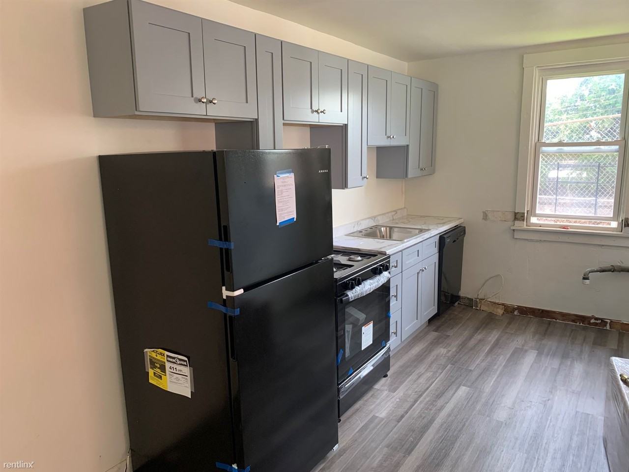 237 Chesterfield Rd - Photo 3 of 11