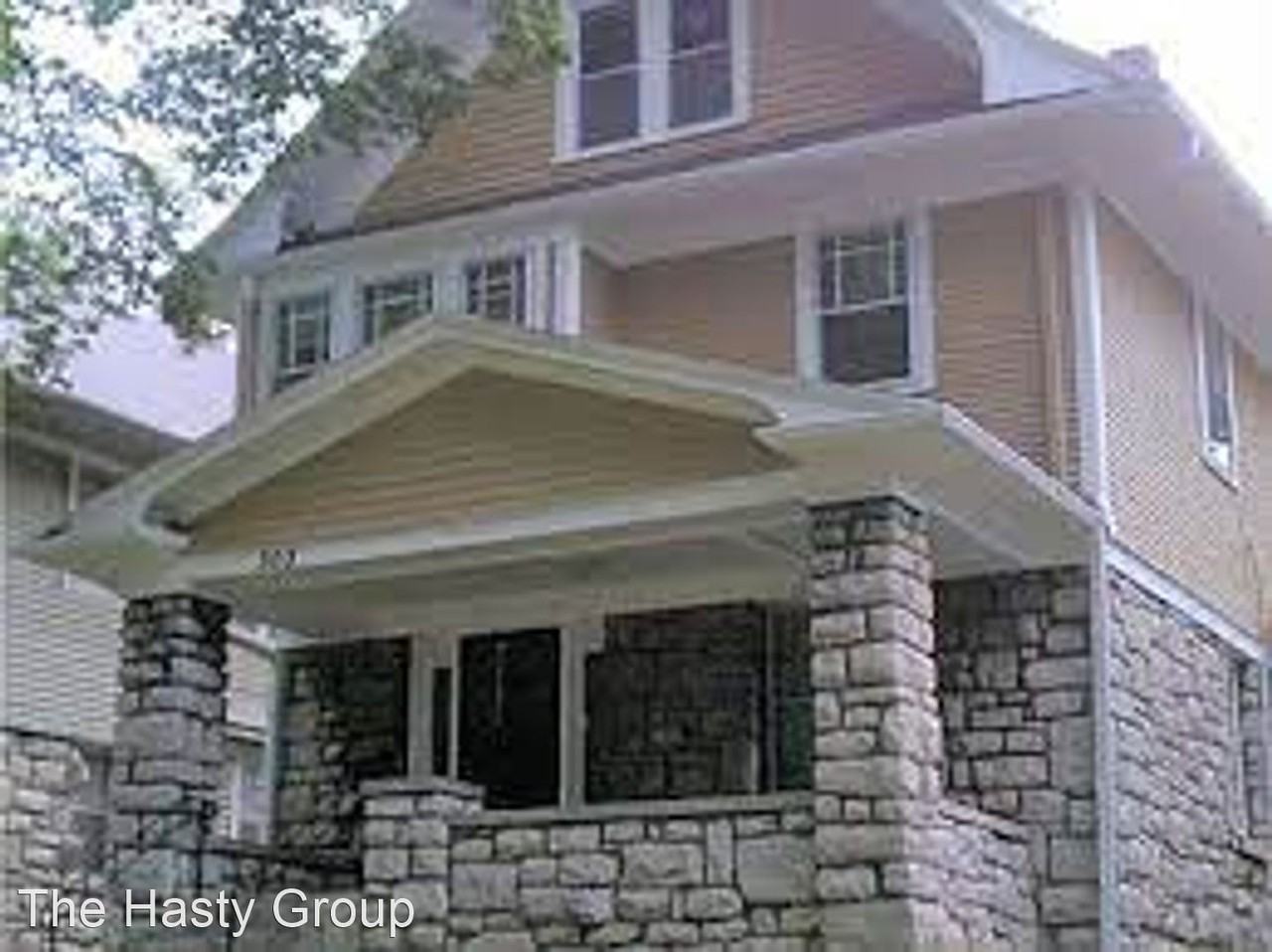 303 Elmwood Ave - Photo 2 of 4