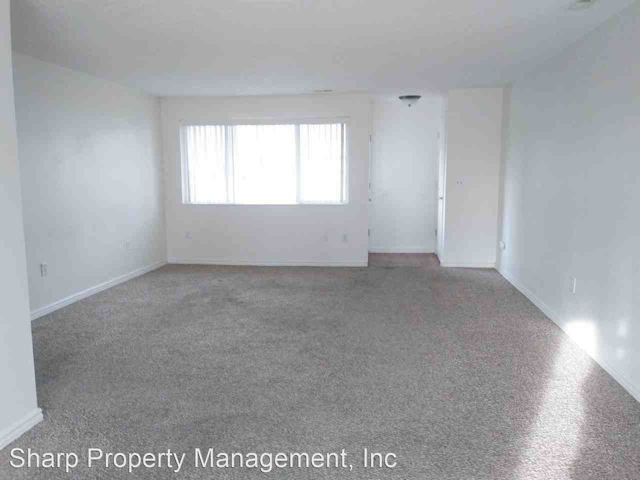 2 Lee Pl - Photo 2 of 14