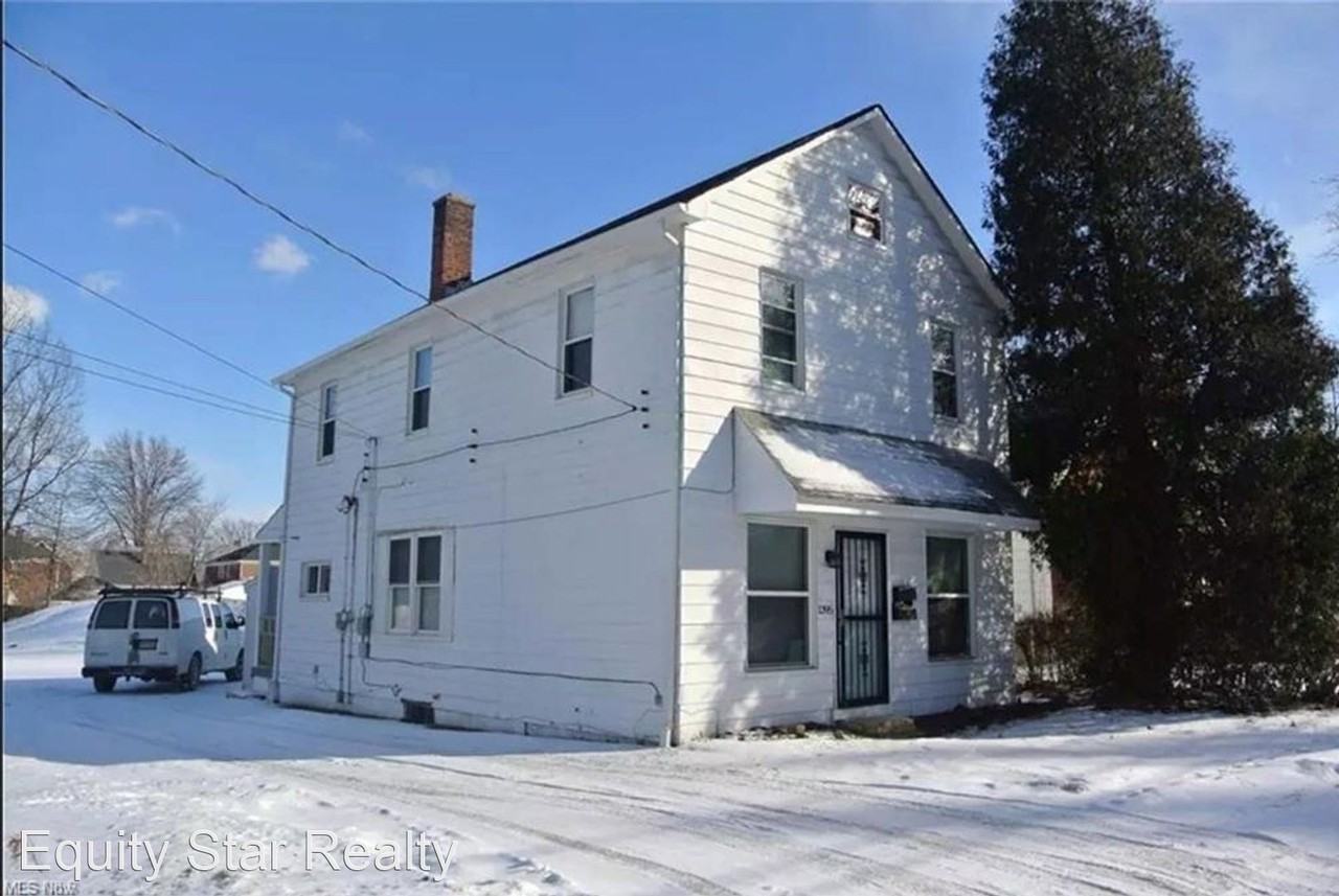 1395 FRANCIS CT - Photo 2 of 12