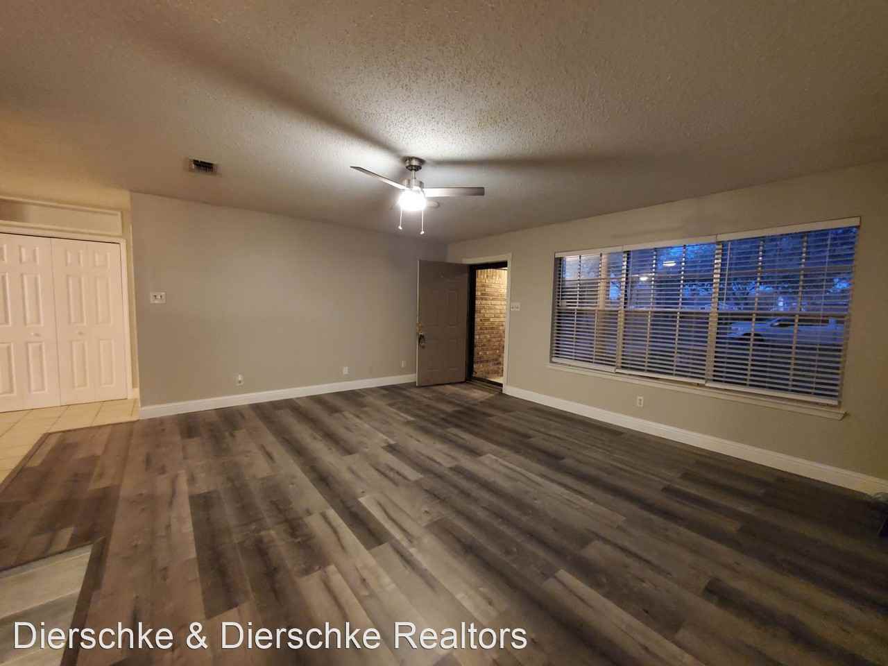1569 Clayton St - Photo 2 of 10