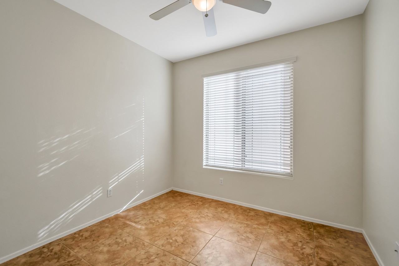 3759 E Park Ave - Photo 3 of 14