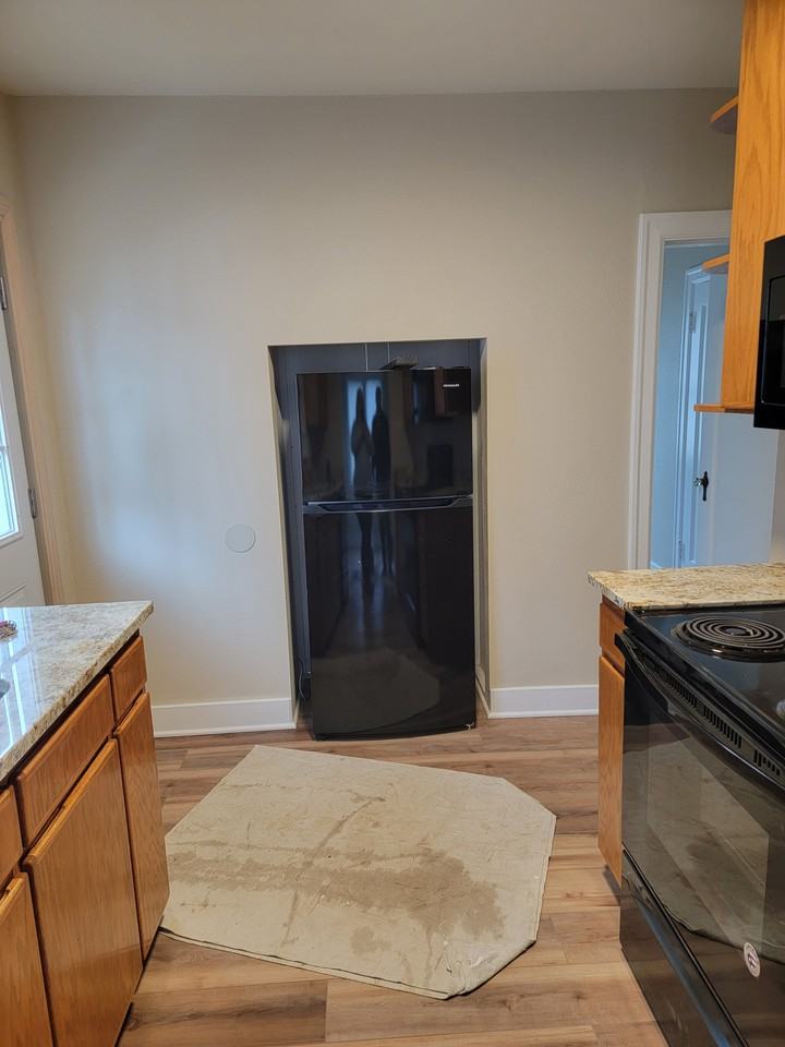 4626 Colby Ave - Photo 3 of 12