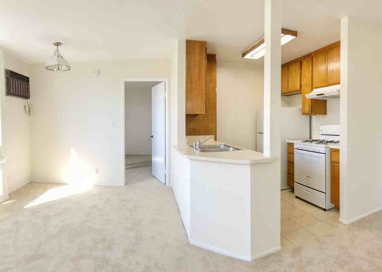 3626 Empire Dr - Photo 2 of 10