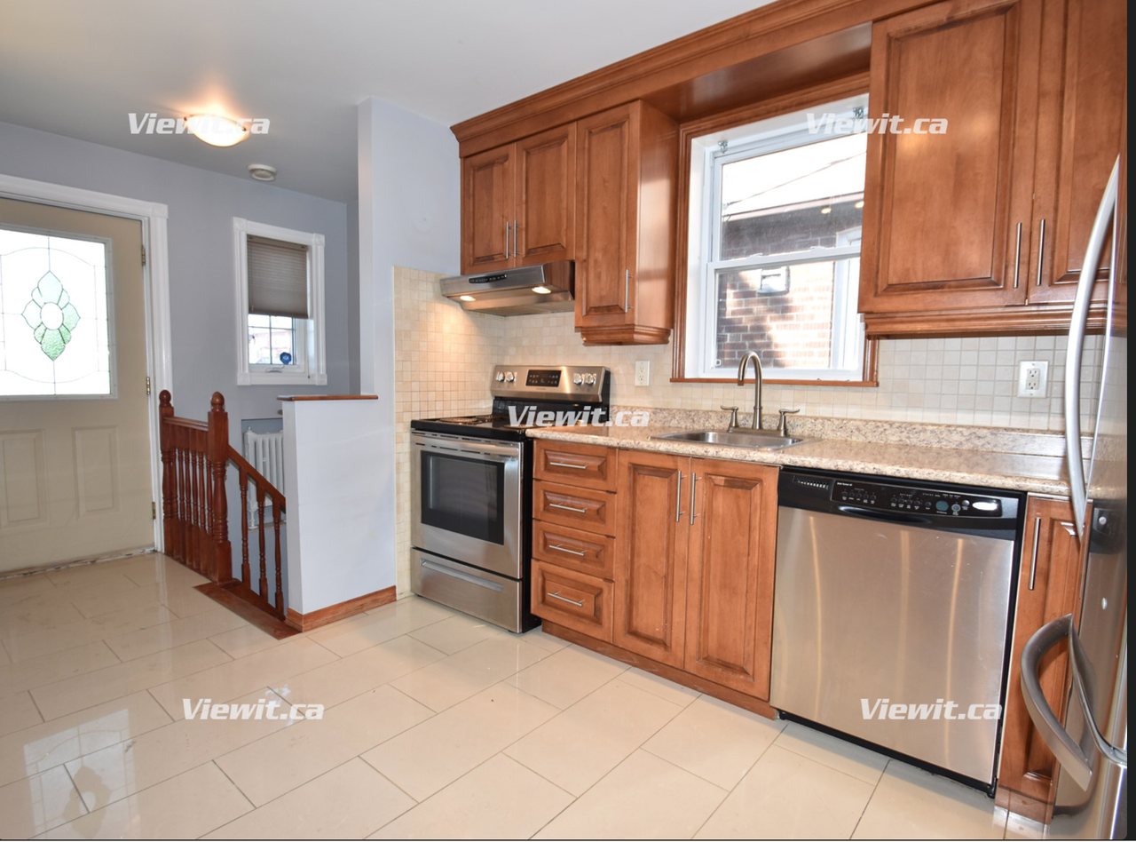 33 Montcalm Ave - Photo 3 of 14