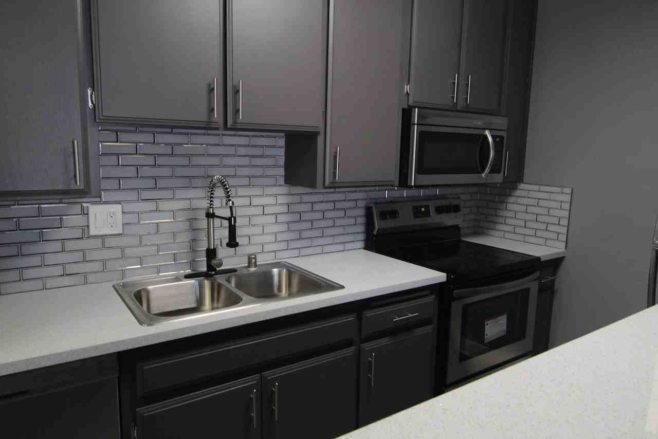 Chandler Circle - Photo 7 of 22