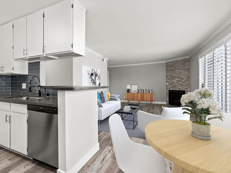 Magnolia Terrace - Photo 7 of 28