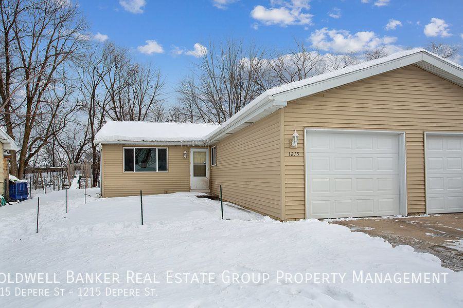 1215 1215 Depere St 1215 Depere St. - Photo 2 of 15