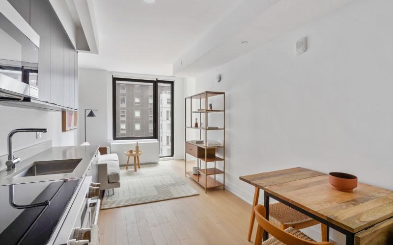 6th Ave & Pacific St #6G