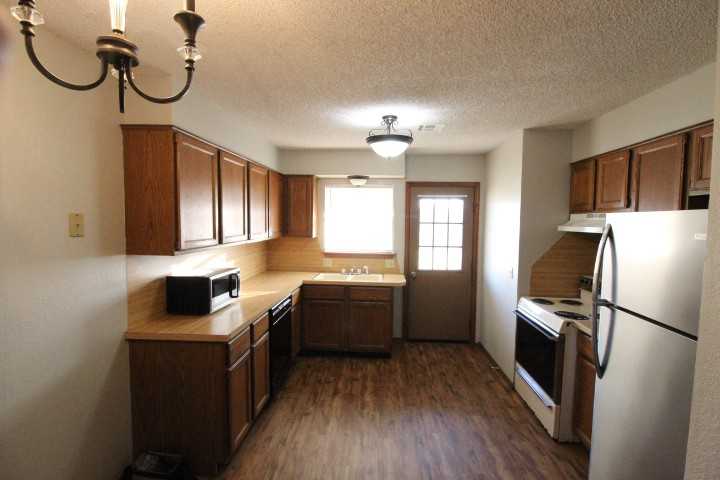 718 Swan Lake Road - Photo 4 of 14