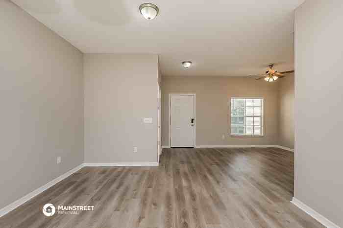 12735 Valimar Rd - Photo 3 of 16