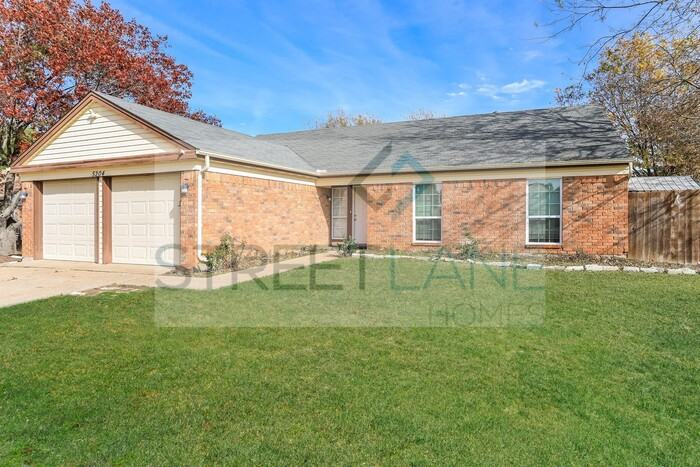 5204 Timber Creek Rd - Photo 2 of 15