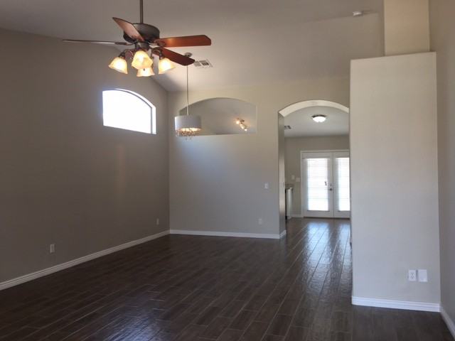 11331 W Orchid Ln - Photo 3 of 26