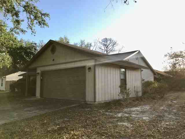 4914 Carodoc Cir - Photo 3 of 24