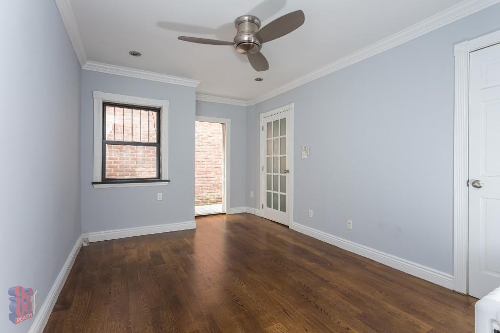 1st Ave #1A - Photo 4 of 7