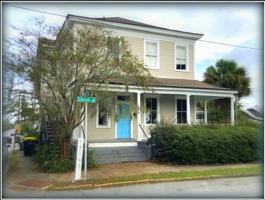 featured image of 2422 Lincoln St #1