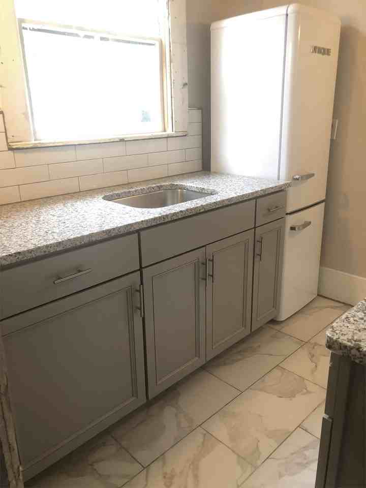 2422 Lincoln St #1 - Photo 6 of 13