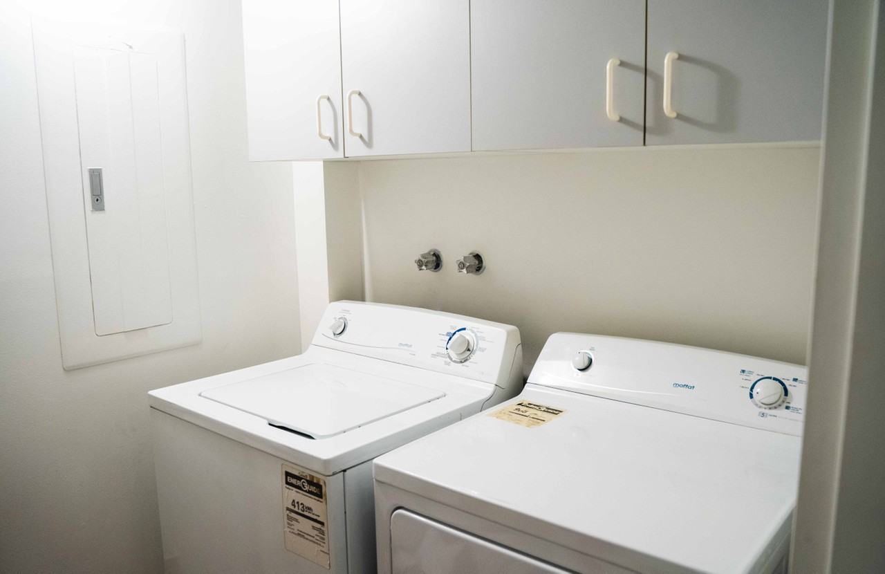 1055 Rue St-Mathieu - Photo 5 of 10