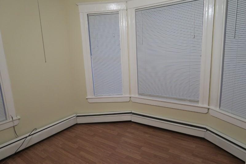 412 North St - Photo 3 of 7