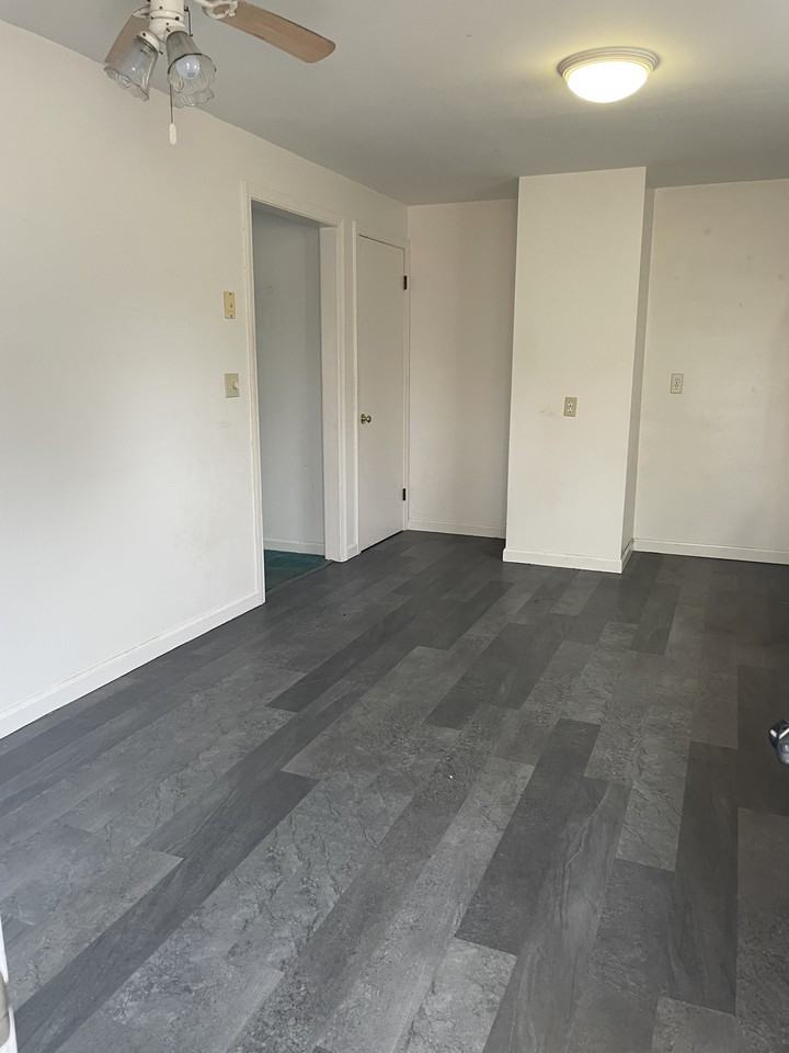 33 Point Grove Rd - Photo 3 of 6