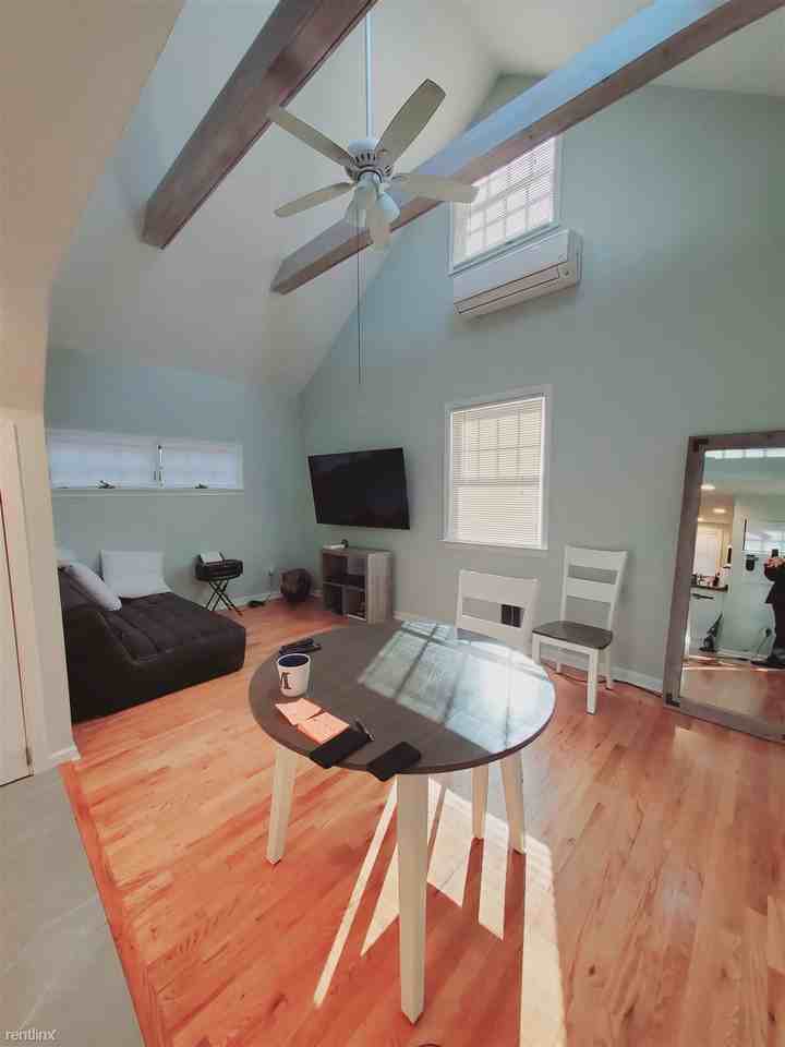 11 Oscar St #3 - Photo 3 of 7
