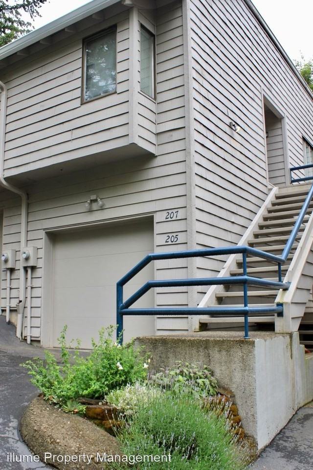 205 Cervantes - Photo 2 of 22