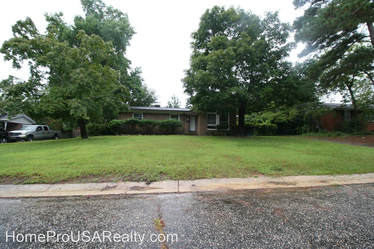 Spruce Street 2115, Fayetteville, NC 28303 3 Bedroom House for 1,000