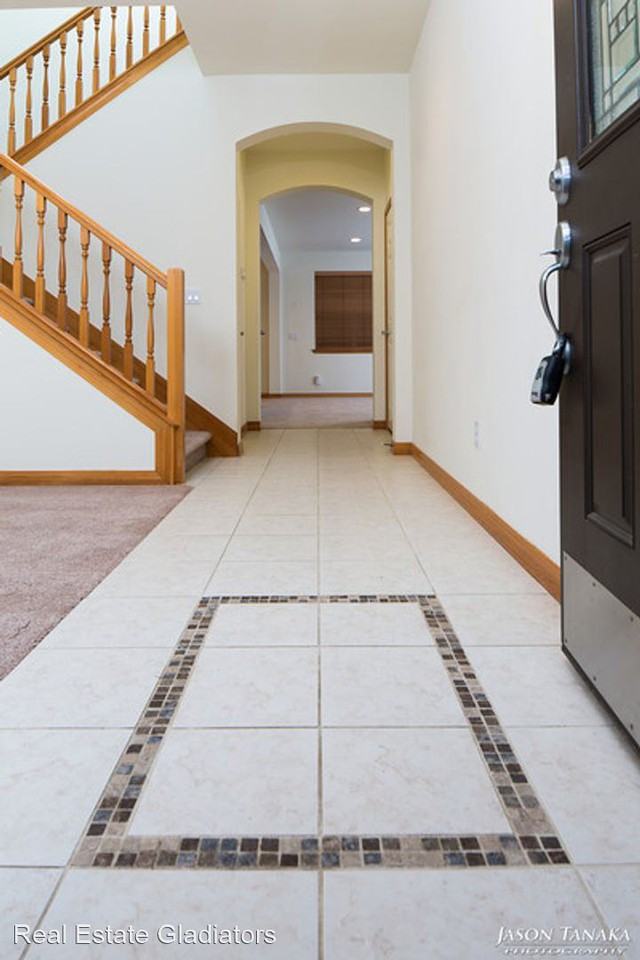 12920 Ne 203rd Ct - Photo 3 of 12