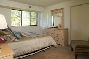 Laura's Glen Apartments - Photo 2 of 19