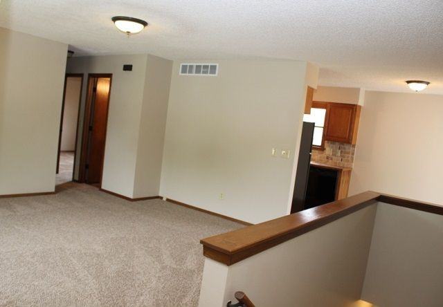 5923 W 37th St S - Photo 2 of 10