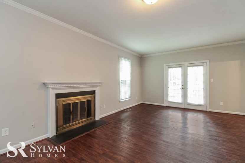 2303 Bayleaf Ct - Photo 2 of 15